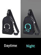 Load image into Gallery viewer, 1 Piece Unisex Simple Style Cartoon Pattern Zip-up Belted Sling Bag with USB &amp; Earphone Port, Casual Sportive Sling Bag, Fashionable Crossbody Chest Bag For Daily Use
